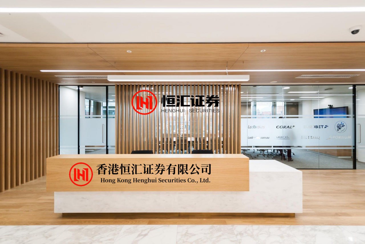 宝牛配 追觅扫地机亮相春晚舞台